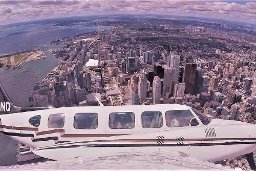 Exhilarating 120km Aerial Tour of Toronto with IflyTOTO